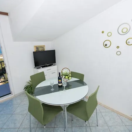 Apartament By The Sea Slatine, Ciovo - 1126 *