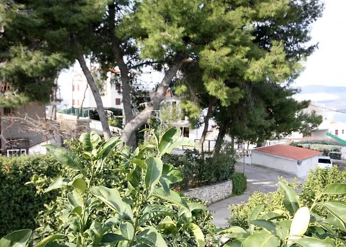 公寓 By The Sea Slatine, Ciovo - 1126 *