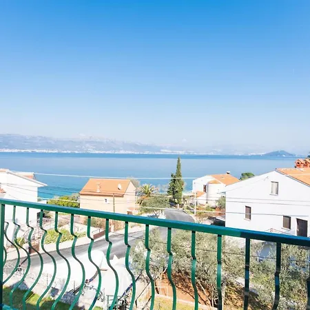 By The Sea Slatine, Ciovo - 1126 Apartment *